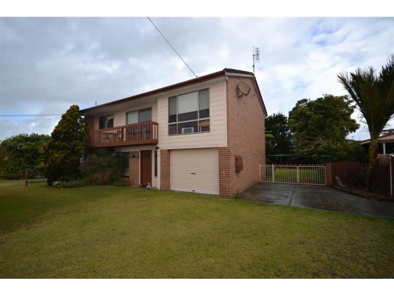 51 Haiser Road, Greenwell Point NSW 2540