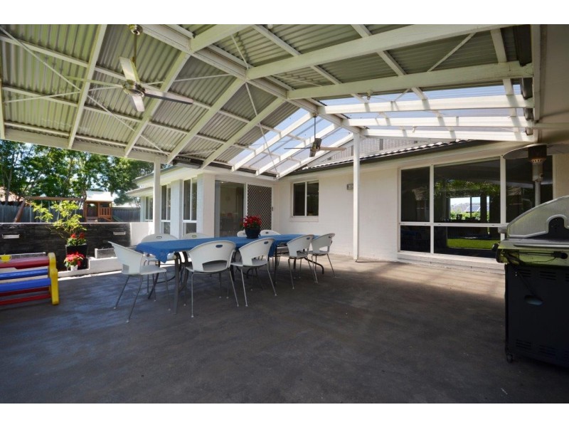 38 Emerald Drive, Meroo Meadow NSW 2540