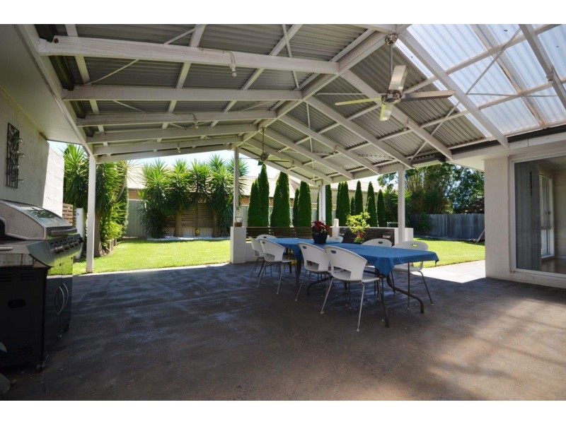 38 Emerald Drive, Meroo Meadow NSW 2540