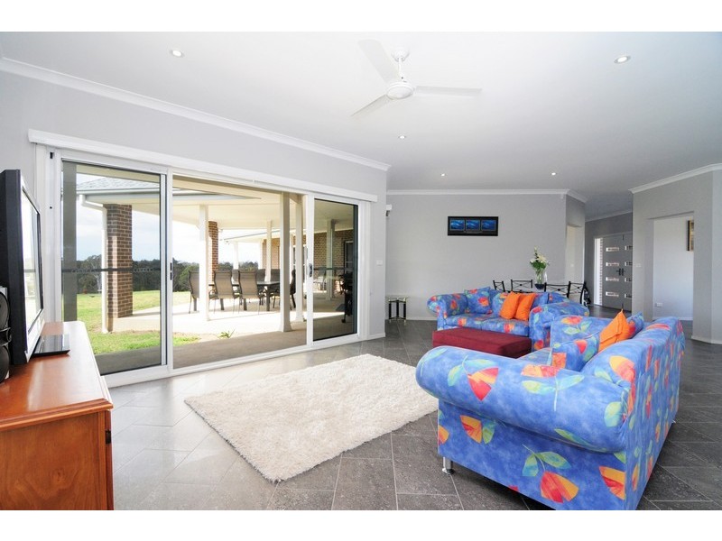 55 Greenmeadow Lane, Nowra Hill NSW 2540