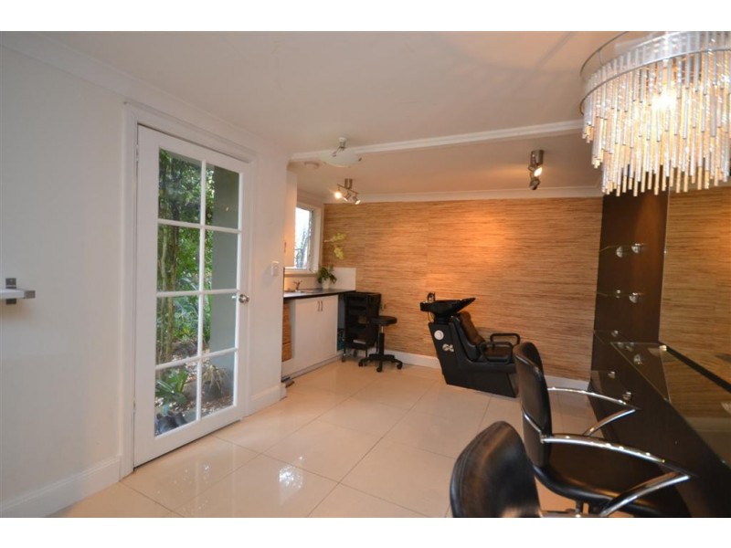 5 Maybern Close, North Nowra NSW 2541