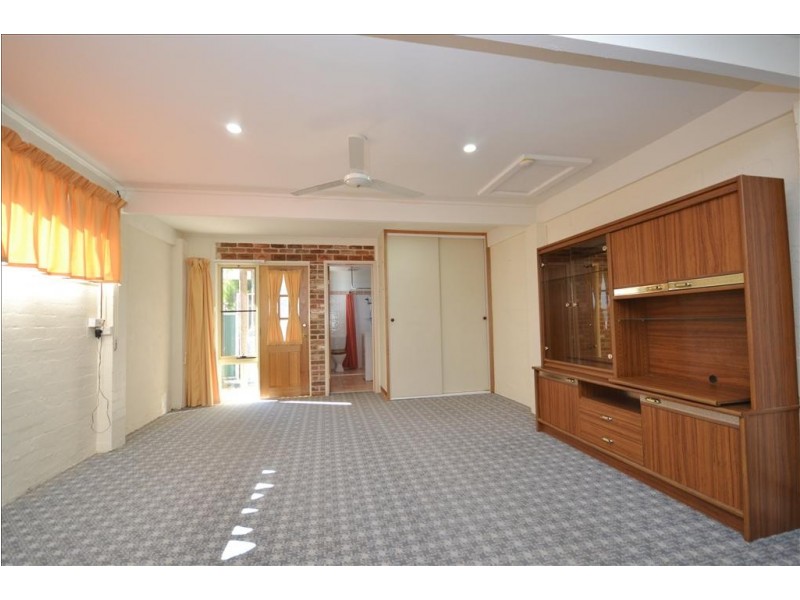 17 Tarraba Crescent, Nowra NSW 2541