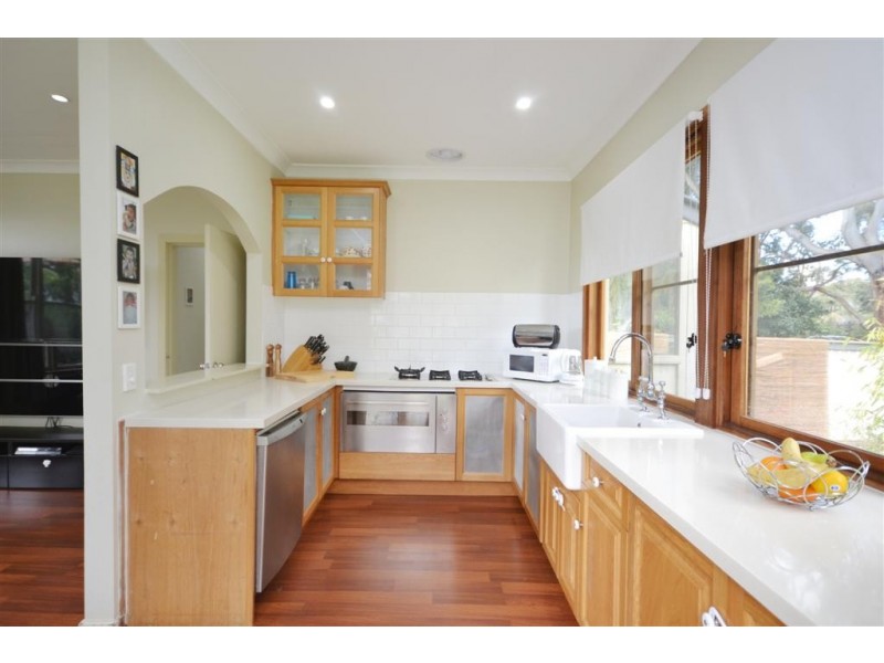 4 Bourne Avenue, Nowra NSW 2541