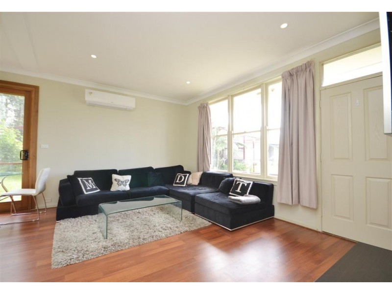 4 Bourne Avenue, Nowra NSW 2541