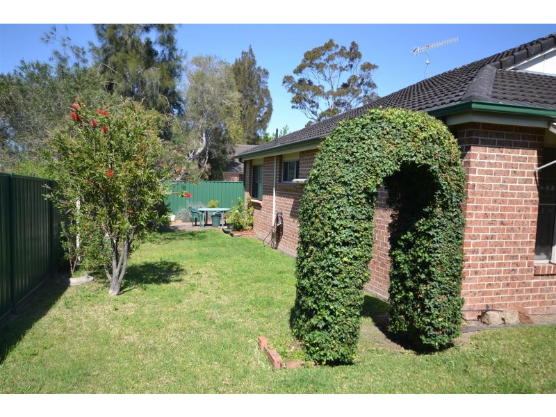 4/56 Brinawarr Street, Bomaderry NSW 2541