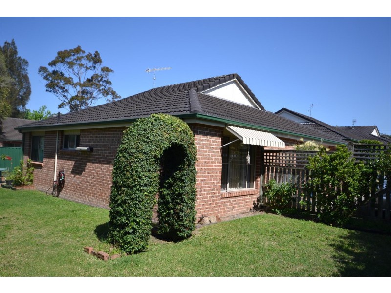 4/56 Brinawarr Street, Bomaderry NSW 2541