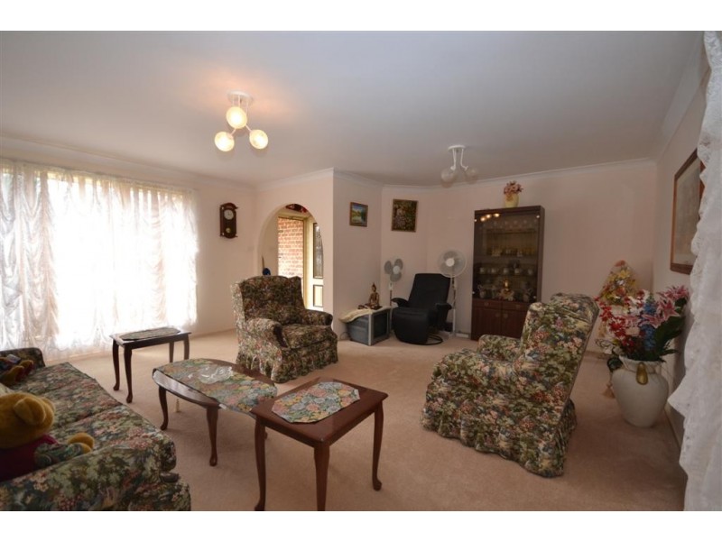 25 Socrates Place, Worrigee NSW 2540