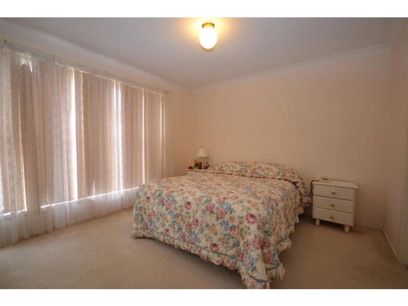 25 Socrates Place, Worrigee NSW 2540