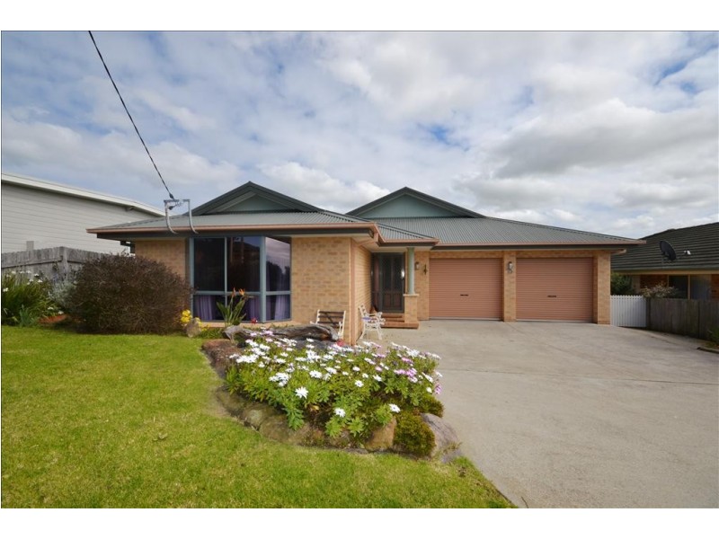 23 Church Street, Greenwell Point NSW 2540
