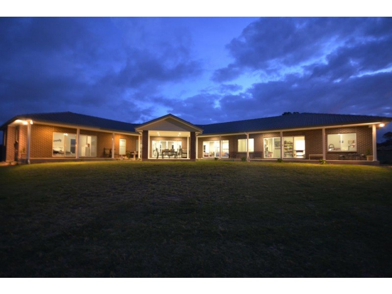 55 Greenmeadow Lane, Nowra Hill NSW 2540