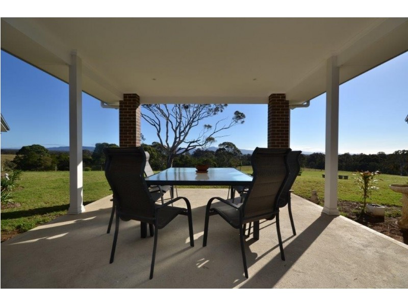 55 Greenmeadow Lane, Nowra Hill NSW 2540