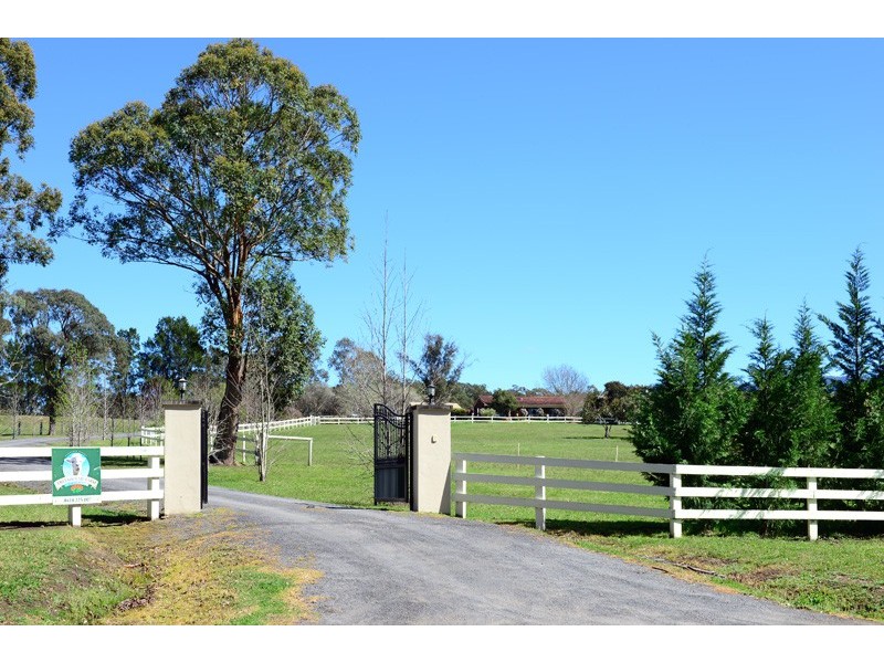 240 Mt Scanzi Road, Kangaroo Valley NSW 2577