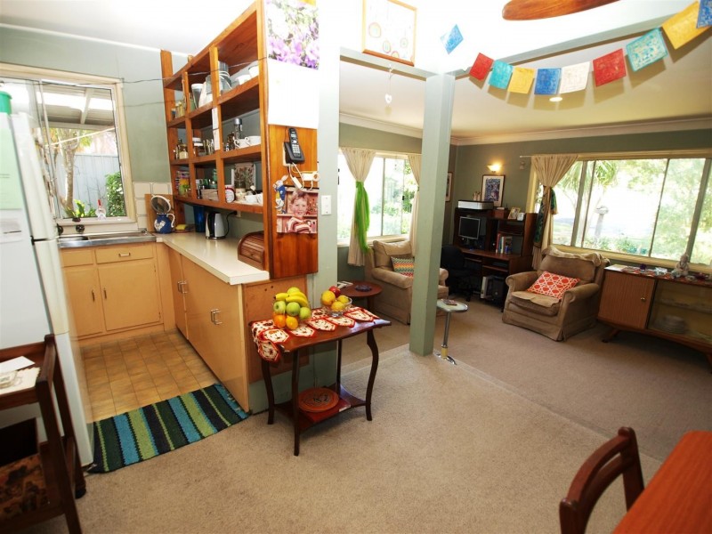 3 Renown Avenue, Shoalhaven Heads NSW 2535