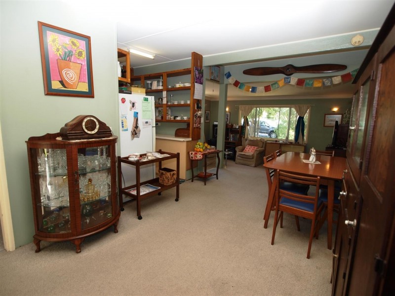 3 Renown Avenue, Shoalhaven Heads NSW 2535