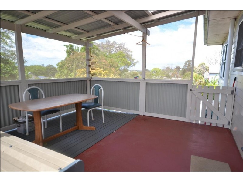 6 Coomea Street, Bomaderry NSW 2541