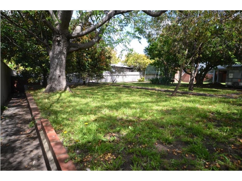 6 Coomea Street, Bomaderry NSW 2541