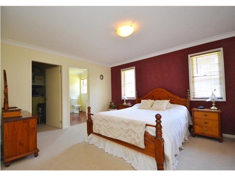 37 Tallais Close, Worrigee NSW 2540