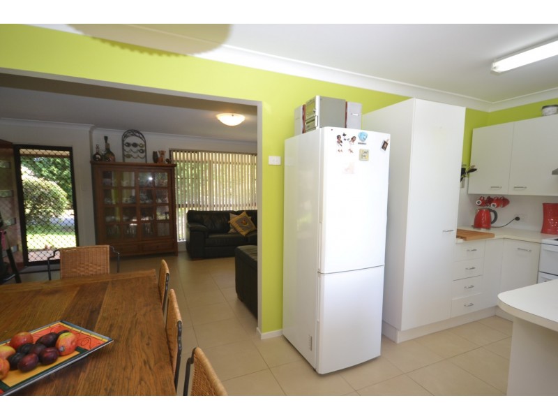 15 Philip Drive, North Nowra NSW 2541