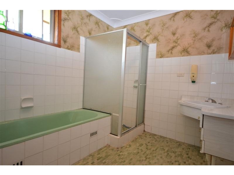 55 Hillcrest Avenue, South Nowra NSW 2541