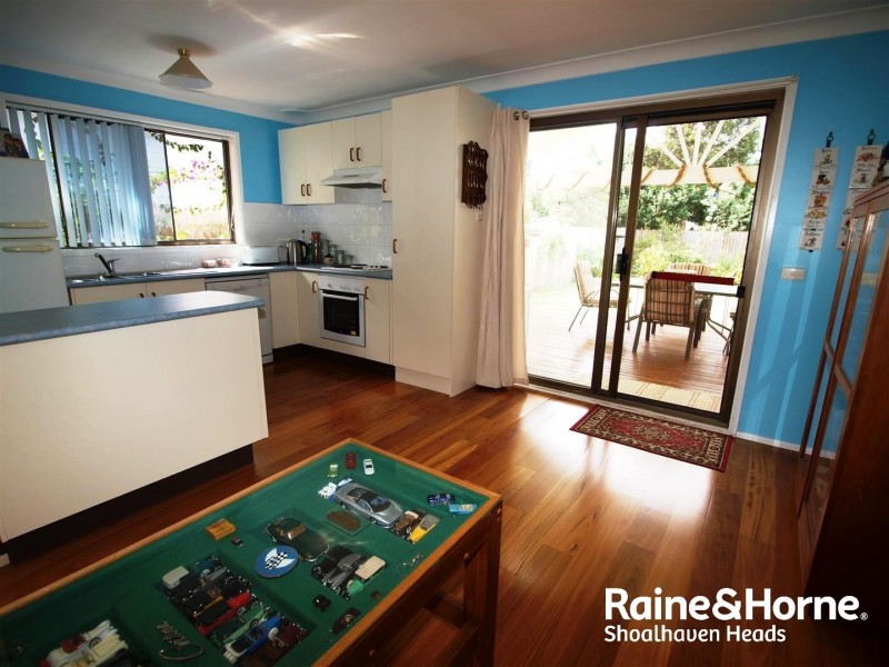 18 Shackleton Street, Shoalhaven Heads NSW 2535