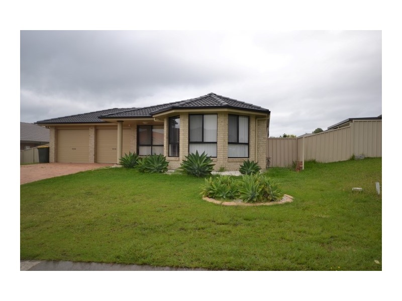 11 Riveroak Road, Worrigee NSW 2540