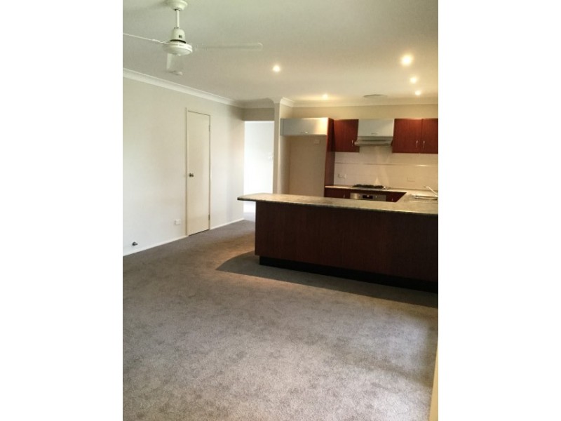 11 Riveroak Road, Worrigee NSW 2540