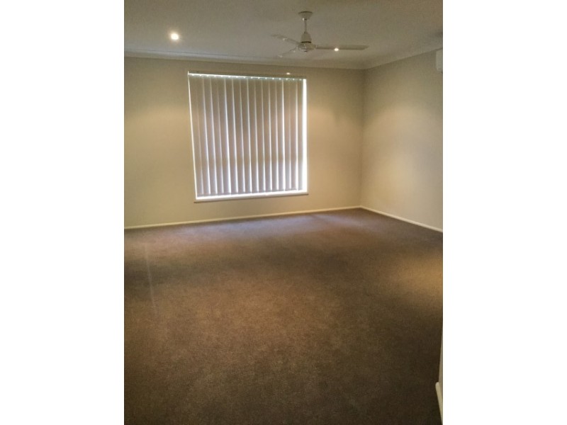 11 Riveroak Road, Worrigee NSW 2540