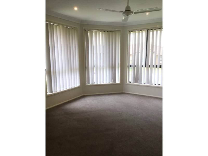 11 Riveroak Road, Worrigee NSW 2540