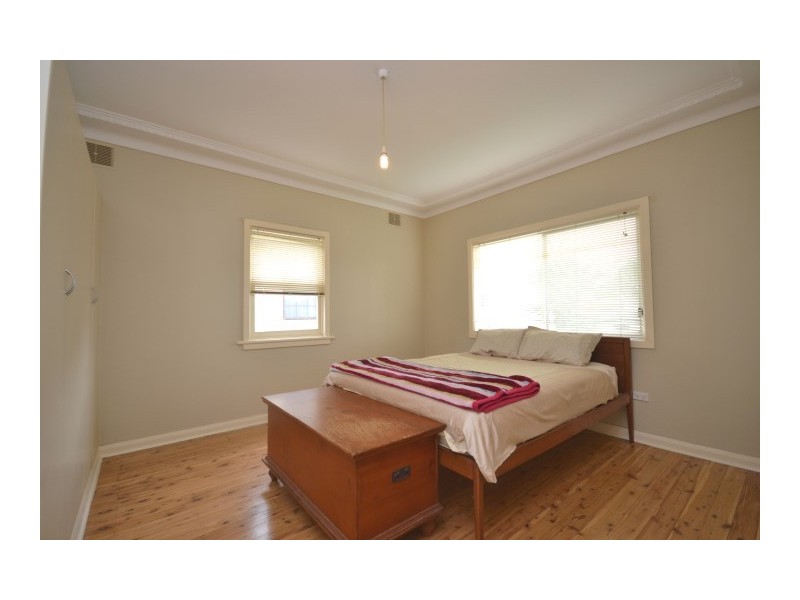 21 Journal Street, Nowra NSW 2541
