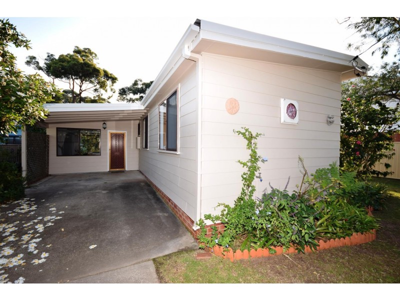 9 Aspinall Street, Shoalhaven Heads NSW 2535