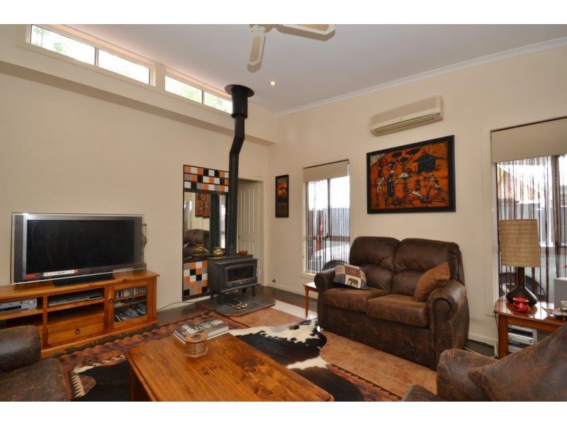 25 Condie Crescent, North Nowra NSW 2541