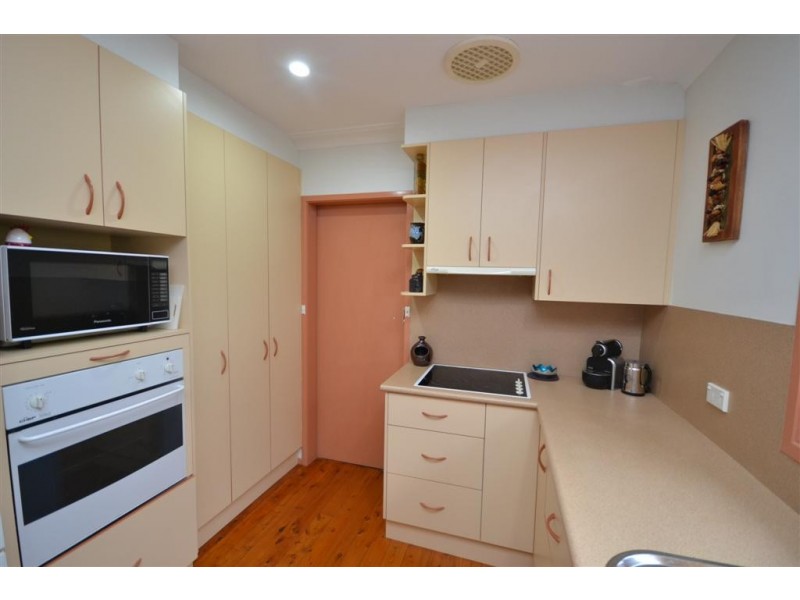 47 Walsh Crescent, North Nowra NSW 2541