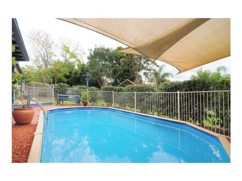 4 Emery Close, Bomaderry NSW 2541