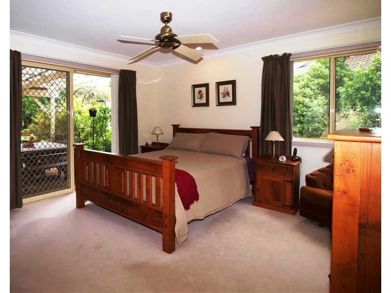 7 Mayfair Court, Bomaderry NSW 2541