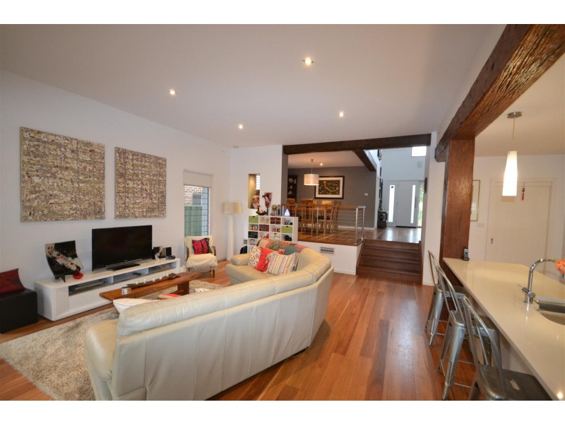 11 Staples Street, Shoalhaven Heads NSW 2535