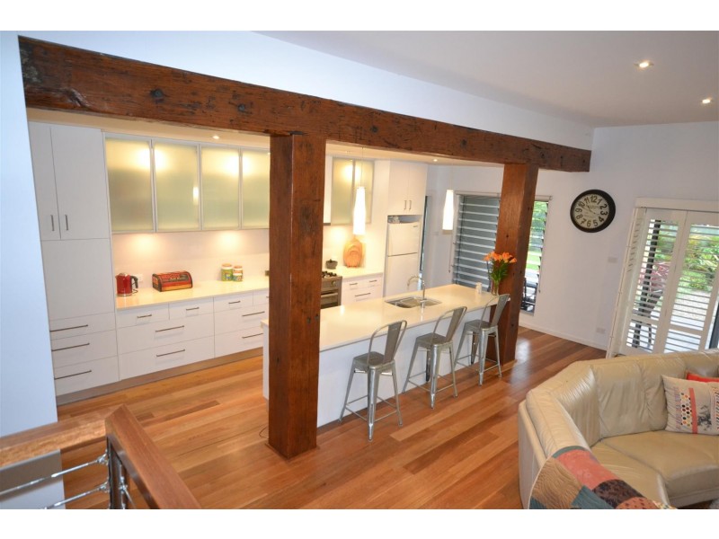 11 Staples Street, Shoalhaven Heads NSW 2535