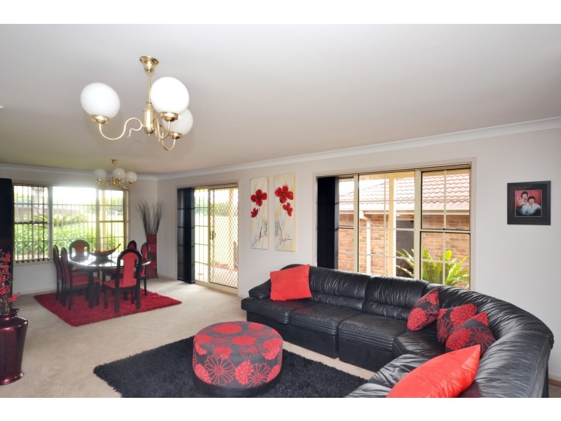 86 Woncor Avenue, Nowra Hill NSW 2540