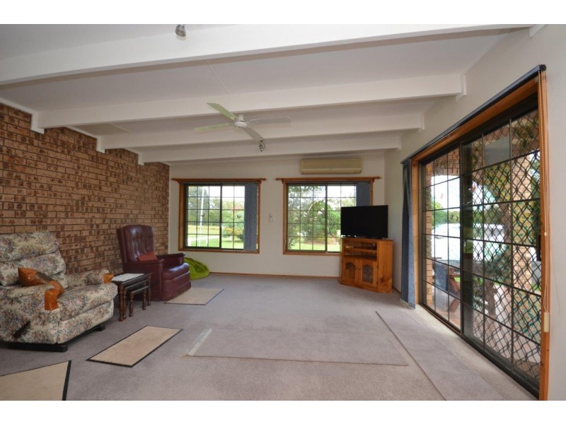 4 Calymea Street, Nowra Hill NSW 2540