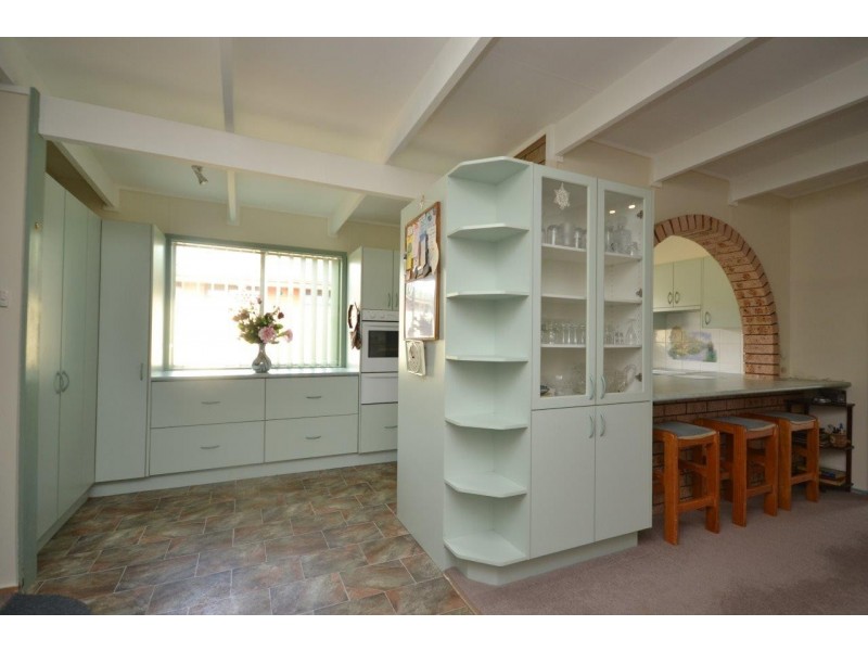 4 Calymea Street, Nowra Hill NSW 2540