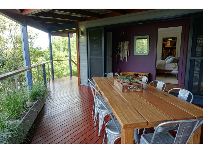 10 Nita Place, Bomaderry NSW 2541