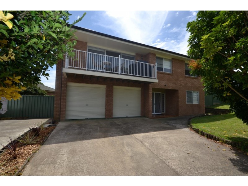 19 Crookhaven Drive, Greenwell Point NSW 2540