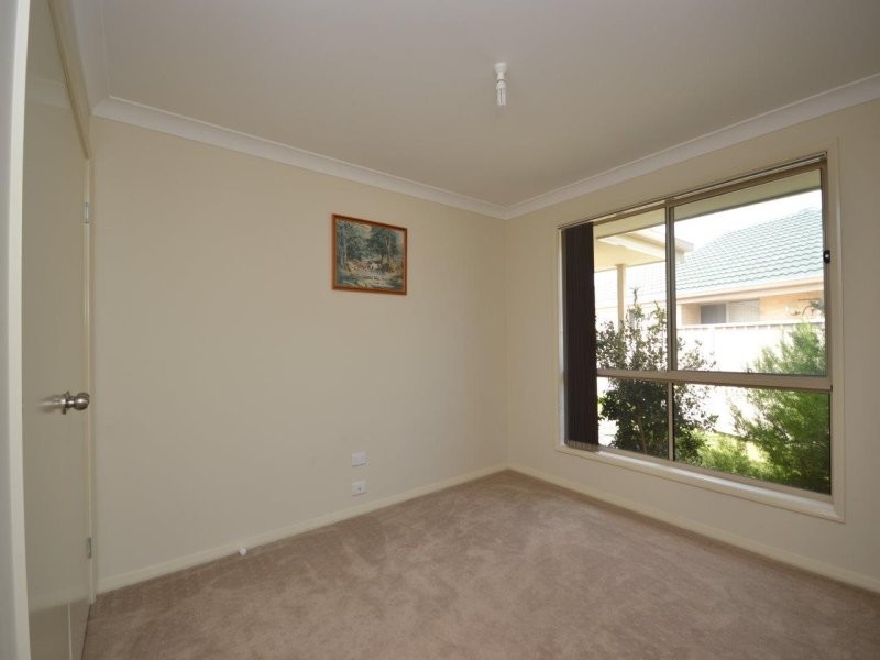 10 Neptune Place, Worrigee NSW 2540