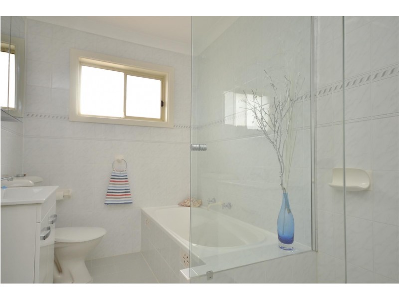 2/46 Greenwell Point Road, Greenwell Point NSW 2540