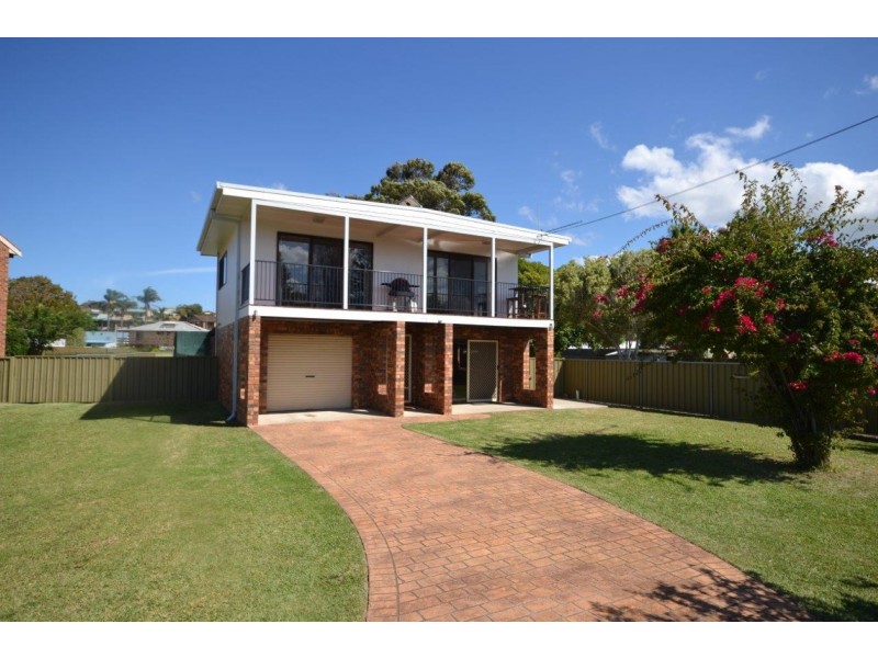 36 Adelaide Street, Greenwell Point NSW 2540