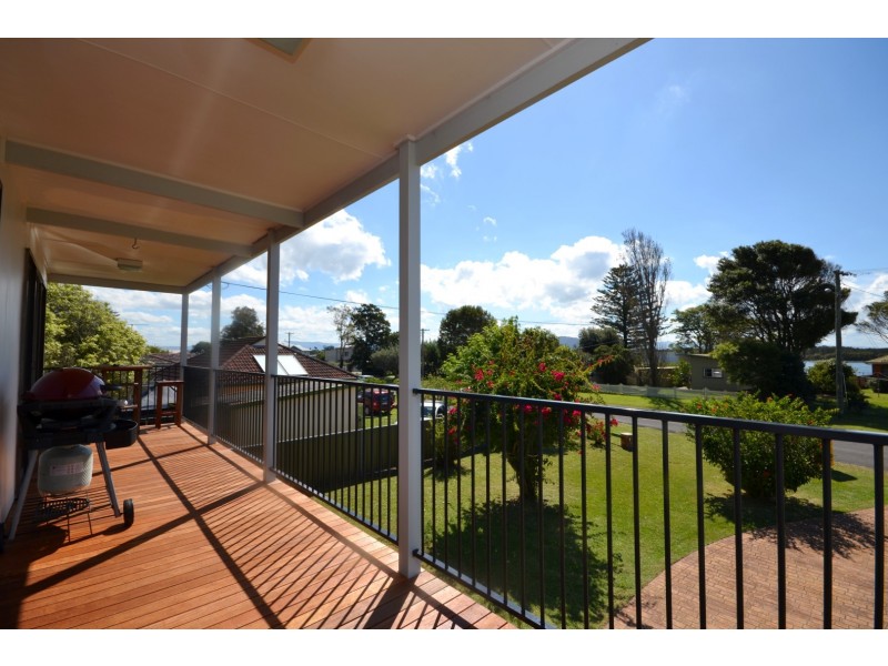 36 Adelaide Street, Greenwell Point NSW 2540