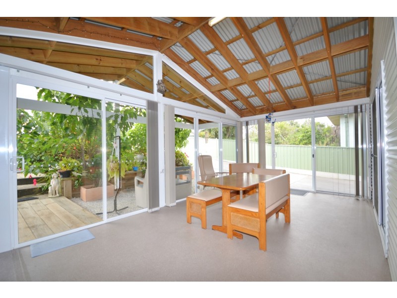17 Jervis Street, Greenwell Point NSW 2540
