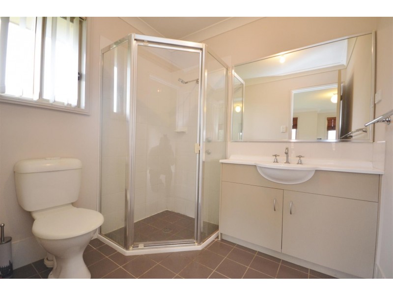 5 Bluewattle Road, Worrigee NSW 2540