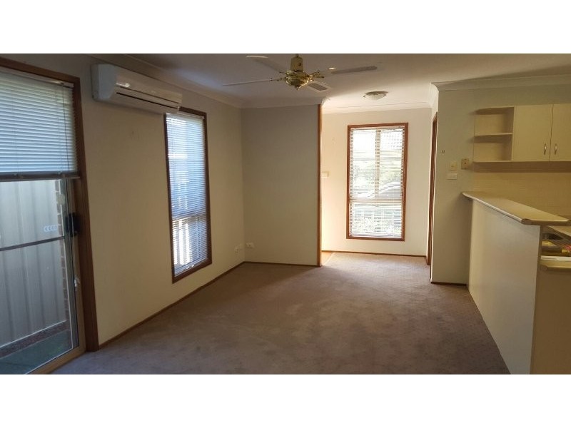 2/158 Illaroo Road, North Nowra NSW 2541