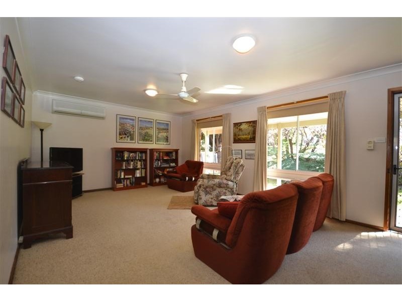 45 Peak Avenue, North Nowra NSW 2541