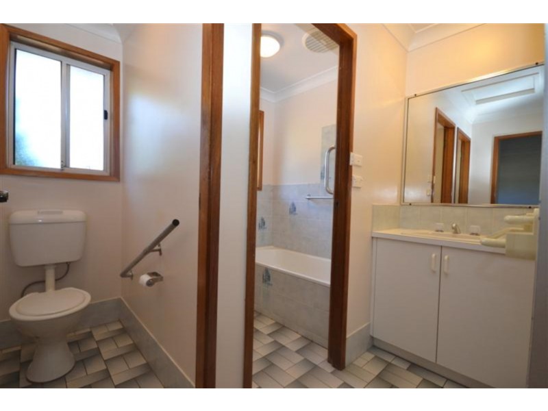 45 Peak Avenue, North Nowra NSW 2541